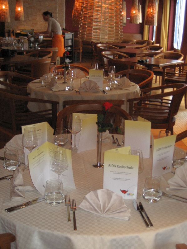 AIDA Kochkurs Tisch
