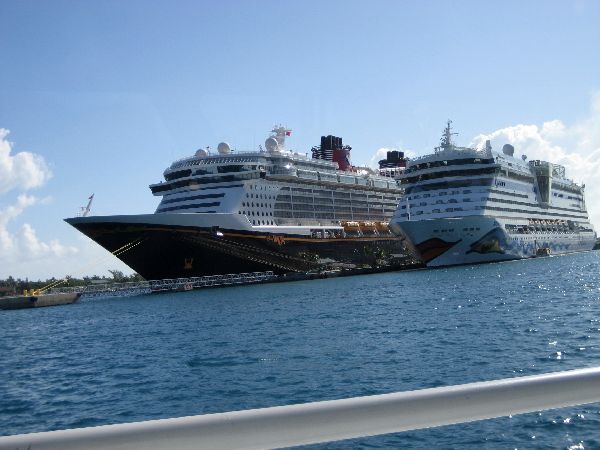Disney Dream und AIDA